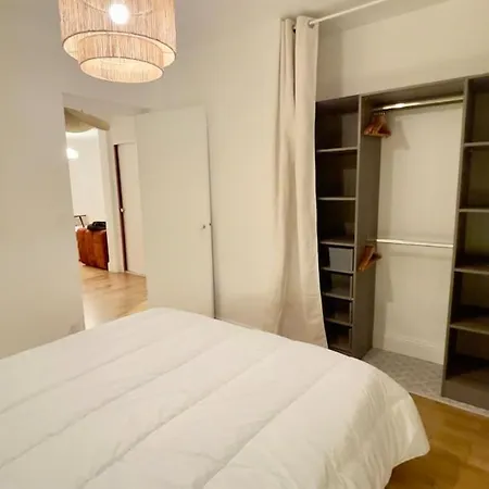 Le Richebourg - Place Wilson, Centre