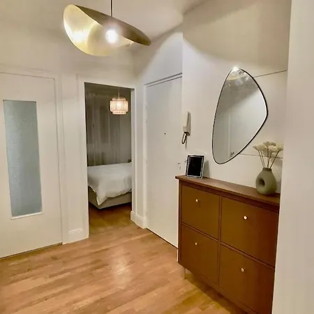 Le Richebourg - Place Wilson, Centre Apartment
