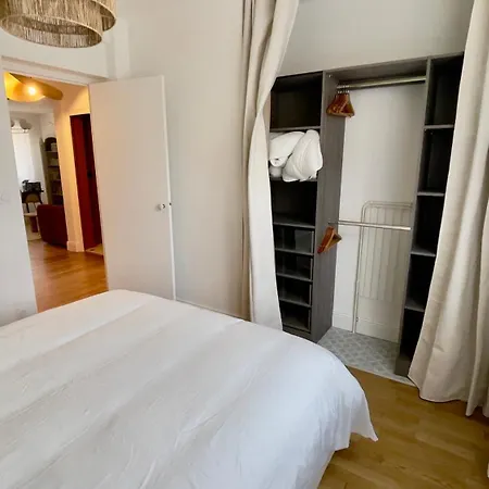 Le Richebourg - Place Wilson, Centre