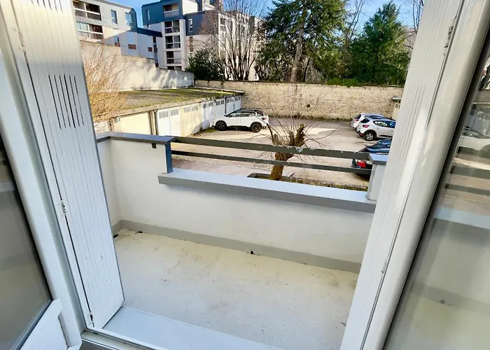 Le Richebourg - Place Wilson, Centre ディジョン