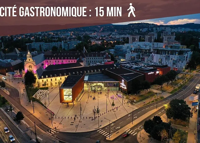 Le Richebourg - Place Wilson, Centre Διαμέρισμα *